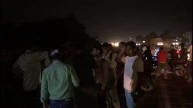 પલસાણા: નેશનલ હાઈવે નં. 48 પર કરણ ગામે અકસ્માત : રાહદારીને JCB અડફેટે લેતા ગંભીર ઈજા, હોસ્પિટલ ખસેડાયો