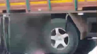 शिरोळ: अलकनूर जवळ दुचाकी - मालवाहू ट्रक व दुचाकीचा भीषण अपघात; पती-पत्नी व चिमुकलीचा मृत्यू