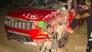 बालेसर: खारी बेरी (बालेसर) NH-125 पर क्रेटा कार खाई में पलटी, युवक घायल