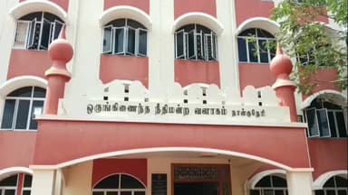 நாங்குநேரி: வழக்கறிஞரை வெட்டிய சகோதரர் இருவருக்கு ஐந்து ஆண்டு சிறை தண்டனை நாங்குநேரி சார்பு நீதிமன்றம் தீர்ப்பு