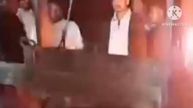 বোকাখাত: বোকাখাতৰ HP তেল ডিপুৰ সমীপত পথ দুৰ্ঘটনা।ট্ৰাক আৰু বাইকৰ মাজত মুখামুখি সংঘৰ্ষ, কথমপি ৰক্ষা চাৰি জনৰ