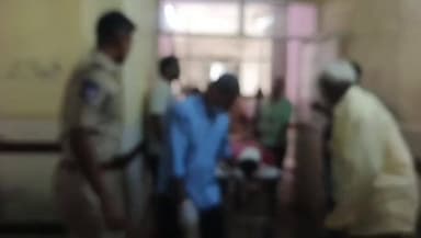 సూర్యాపేట: సూర్యాపేటలో ప్రేమ ఉన్మాది ఘాతుకం: దూరం పెట్టిందని యువతిపై సుత్తితో కిరాతక దాడి.. బాధితురాలి పరిస్థితి విషమం