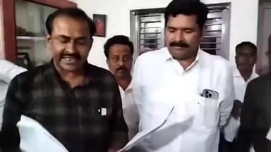 ಕಾರಟಗಿ: ಮರ್ಲಾನಹಳ್ಳಿ ಗ್ರಾಮ ಡಾ.ಸಿ.ಬಿ.ಚಿಲಕರಾಗಿ ಅವರನ್ನು ಕಾರಟಗಿ ತಾಲ್ಲೂಕು 3ನೇ ಕನ್ನಡ ಸಾಹಿತ್ಯ ಸಮ್ಮೇಳನದ ಅಧ್ಯಕ್ಷರಾಗಿ ಆಯ್ಕೆ