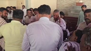 ಚಿಂತಾಮಣಿ: ಜೆಡಿಎಸ್ ಪಕ್ಷ ತೊರೆದು ಕಾಂಗ್ರೆಸ್ ಪಕ್ಷಕ್ಕೆ ಸೇರ್ಪಡೆಯಾದ ವಿವಿಧ ಕುಟುಂಬಗಳು ಪಕ್ಷಕ್ಕೆ ಬರಮಾಡಿಕೊಂಡ ಸಚಿವ ಎಂ ಸಿ ಸುಧಾಕರ್