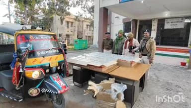 मदनपुर: कोल्हुआ मोड़ से तेतरिया जाने वाली पक्की सड़क पर पुलिस ने ऑटो से 408 बोतल कैन बियर किया ज़ब्त