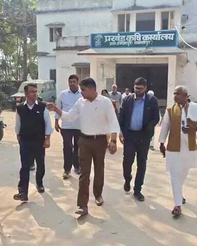 उजियारपुर: डीडीसी सूर्य प्रताप सिंह ने किया उजियारपुर प्रखंड मुख्यालय का निरीक्षण