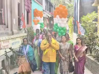 আমতা ১: আমতা নওপারা অঞ্চল তৃণমূল কংগ্রেসের পক্ষ থেকে উন্নয়নের পাঁচালী কর্মসূচি উপলক্ষে পথে যাত্রা উপস্থিত বিধায়ক