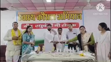 देवास: महारानी चिमनाबाई स्कूल में स्वास्थ्य और सुरक्षा पर कार्यक्रम आयोजित