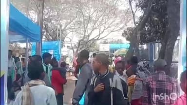 মুরারই ১: বাংলার যুব সাথী প্রকল্পের নাম রেজিস্ট্রেশন করতে ব্যাপক ভিড় মুরারইয়ে