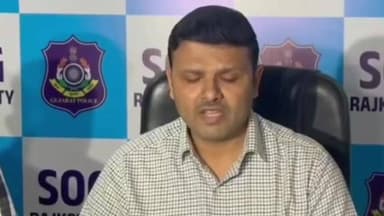 રાજકોટ પશ્ચિમ: રાજકોટમાંથી SOGએ ગેરકાયદે વસવાટ કરતી 4 બાંગ્લાદેશી મહિલાઓને ઝડપી લીધી