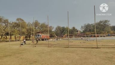 दुल्हन की तरह सजाया जा रहा है गुप्ता धाम महोत्सव को लेकर हाई स्कूल की मैदान