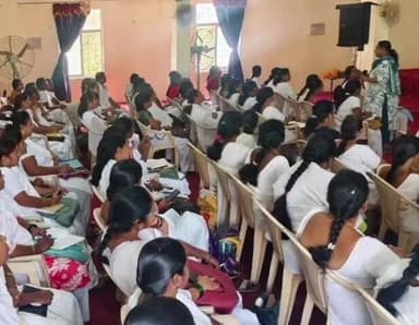 కామారెడ్డి: ఆర్మాన్ సంస్థ ఆధ్వర్యంలో గర్భిణీల సంరక్షణకోసం ఆరోగ్యకార్యకర్తలకు శిక్షణకార్యక్రమం, రాష్ట్రవైద్యశాఖ శిక్షకులు డా.సంతోషిని