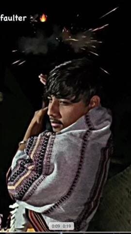 કાલાવાડ: જામનગર: કાલાવડમાં રોફ જમાવતો વિડિયો વાયરલ, પબ્લિક એપ આ વિડીયો ની પુષ્ટિ કરતું નથી