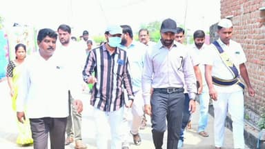 కోరుట్ల: ఇందిరమ్మ ఇండ్ల నిర్మాణాలు త్వరగా పూర్తి చేయాలి నిర్మాణంలో ఉన్న ఇందిరమ్మ ఇండ్లను పరిశీలించిన జిల్లా కలెక్టర్ సత్యప్రసాద్