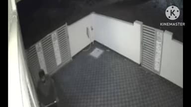 ಗೌರಿಬಿದನೂರು: ಚಿಕ್ಕ ಕುರುಗೋಡು ರೈಲ್ವೆ ಗೇಟ್ ಬಳಿಯ ಎರಡು ಮನೆಗೆ ನುಗ್ಗಿದ ಕಳ್ಳರು