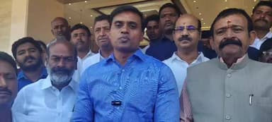 చిన్నారి అత్యాచారం అమానుషం
తక్షణమే కుటుంబ సభ్యులకు రూ. 25 లక్షలు ఆర్థిక సాయం అందించాలి ఎంపీ మిథున్ రెడ్డి