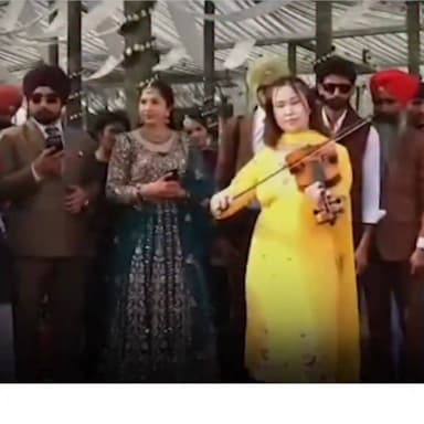 ਸਿੱਧੂ ਫਾਰਮ 'ਚ ਗੋ+ਲੀਆਂ ਚੱਲਣ ਦੀ ਆਵਾਜ਼ ਹੋਈ ਵੀਡੀਓ ਚ ਰਿਕਾਰਡ ਦੇਖੋ ਕਿੰਨੀਆਂ ਚਲੀਆਂ ਗੋ+ਲੀਆਂ
#punjab #TarnTaran #AAPSarpanch
#That...