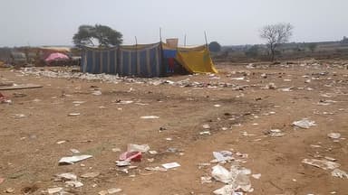 महाशिवरात्रि देवगढ़ का आलम !,गंदगी प्लास्टिक कचरा का ढेर? कमरतोड़ वसूली! क्या होगा मेले का भविष्य? व्यापारी नाखुश!