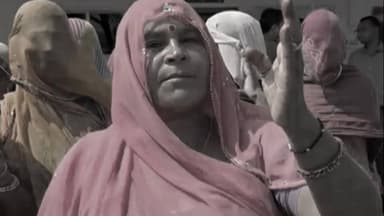 राजसमंद के दिवेर में मवेशी चोरी पर आक्रोशित ग्रामीणों ने पुलिस के प्रति नाराजगी जताई #rajsamandpolice
.
राजसमंद जिले की ...