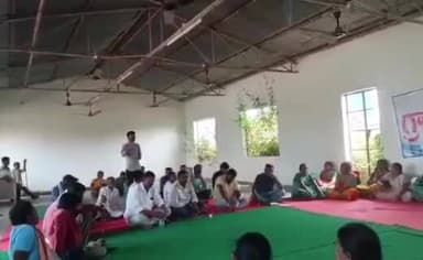 కొమురవెల్లి: ఆనాపూర్ :బెల్టు షాపులు నడిపితే లక్ష రూపాయలు జరిమానా