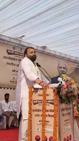 राजातालाब: सेवापुरी में ग्रामोद्योग विकास योजना के तहत लाभार्थियों को टूल किट वितरित की गई