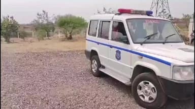 ગઢડા: ગઢડા તાલુકાના સાંજણાવદર ગામે જમીન સમથળ કરવાની ના પાડતા 1 મહિલા સહિત 5 લોકોએ મારમારી ધમકી આપતા પોલીસ ફરીયાદ નોંધાઈ