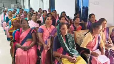 चौरई: चौरई जनपद सभा कक्ष में आंगनबाड़ी कार्यकर्ताओं का सम्मेलन, सेवानिवृत्त कार्यकर्ताओं को विदाई दी गई