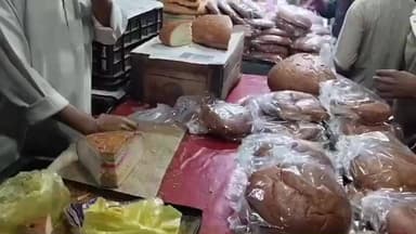 नेपानगर: रमजान का चांद दिखते ही सेहरी के लिए बाज़ारों में उमड़ी भीड़, इकबाल चौक पर हुई खरीदारी