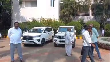 ನಿಡಗುಂದಿ: ಕೆ ಬಿ ಕೆ ಎನ್ ಎಲ್ ಅಧಿಕಾರಿಗಳ ಕಾರು, ಪಿಠೋಪಕರಣ ಜಪ್ತಿ, ಕೊರ್ಟ್ ಆದೇಶದಂತೆ ಜಪ್ತಿ