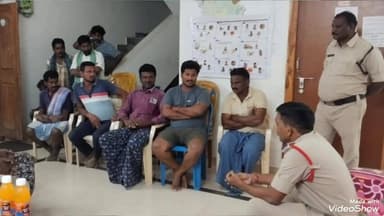 గజపతినగరం: మధుపాడలో పల్లె నిద్రలో భాగంగా గ్రామస్తులకు పలు విషయాలపై అవగాహన కల్పించిన గజపతినగరం సీఐ జిఏవి రమణ