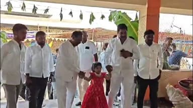 రేగొండ: లక్ష్మీ నరసింహ స్వామి వారిని దర్శించుకున్న వర్ధన్నపేట ఎమ్మెల్యే దంపతులు