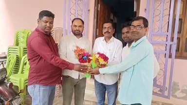 ରେମୁଣା: ରେମୁଣା ବିଜେଡି ବ୍ଲକ ସଭାପତି ଭାବେ ଅଭିମନ୍ୟୁ ଧିଣ୍ଡା ମନୋନୀତ,ଗୋପାଳଗାଁ ଠାରେ ପୂର୍ବତନ ବିଧାୟକଙ୍କ ବାସଭବନରେ ସମ୍ବର୍ଦ୍ଧନା