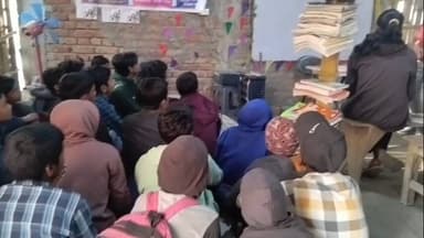 मझौलिया: सेनुवारिया में छत्रपति शिवाजी महाराज जयंती पर बच्चों को पुरस्कार वितरण, समारोह डिजिटल तरीके से मनाया गया