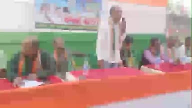 শীতলকুচি: ছোট শালবাড়ী জমির উদ্দিন উচ্চ বিদ্যালয়ের মাঠে ছোট শালবাড়ি আইএনটিইউসি-র কর্মীসভা অনুষ্ঠিত হল