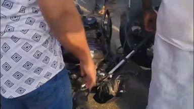 ഇടുക്കി: കഞ്ഞിക്കുഴിയിൽ ഇരുചക്രവാഹനം ഇടിച്ചുണ്ടായ അപകടത്തിൽ കാൽനട യാത്രക്കാരിയായ വയോധികയ്ക്ക് ഗുരുതര പരിക്ക്