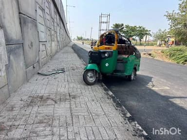 રાજુલા: રાજુલાના ભેરાઈ ચોકડી પાસે ભયાનક અકસ્માત – રિક્ષા પલટી 8 મજૂરો ગંભીર રીતે ઇજાગ્રસ્ત