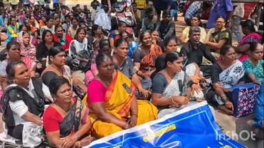 மதுரை தெற்கு: கிராம உதவியாளர்கள் 14 வது நாளாக கருப்பு சட்டை அணிந்து ஆட்சியர் அலுவலகத்தில் வேலை நிறுத்த போராட்டம்