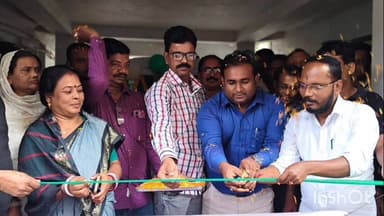 খণ্ডঘোষ: আমাদেরপাড়া আমাদের সমাধানে এম্বুলেন্স এর জন্য আবেদনের পরি আজ খণ্ডঘোষে এম্বুলেন্স প্রদান বিধায়কের