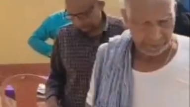 कहलगांव: कामतटोला में अडानी फाउंडेशन द्वारा मुफ्त स्वास्थ्य शिविर का आयोजन, प्रखंड प्रमुख ने लिया जायजा