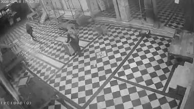 पुष्कर: मंदिरों के बाद चोरों ने सरोवर के दानपात्रों को बनाया निशाना, पुष्कर में धार्मिक जगहों पर लगातार कर रहे हैं चोरी