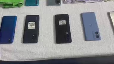 ক্যানিং ১: ২৪টি মোবাইল ফোন নগদ টাকা সহ ২ দুষ্কৃতীকে গ্রেপ্তার করলো ঘুটিয়ারি শরীফ ফাঁড়ির পুলিশ