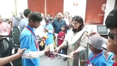 బోధన్: *రాష్ట్రస్థాయి క్రీడల్లో నిజామాబాద్ జిల్లా "భవిత" విద్యార్థుల ప్రతిభ : చిన్నారులను అభినందించిన కలెక్టర్ ఇలా త్రిపాఠి