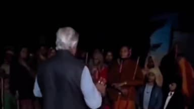 देवरी: विधायक बृजबिहारी पटेरिया अचानक पहुंचे देवरी के गोपालपुरा, शराब बंदी पर मातृशक्ति से की चर्चा