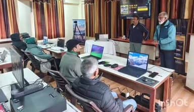 गरुड़: कौसानी में फोटोशॉप व लाइटरूम का दो दिवसीय वर्कशॉप हुआ शुभारंभ