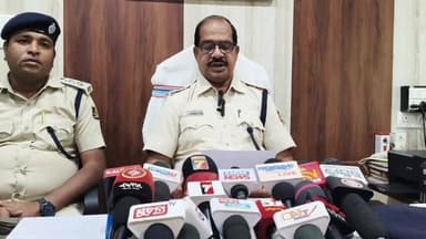 ପାରାଦୀପ ଲକ୍: ପାରାଦ୍ୱୀପ ଲକ ଥାନା ପୋଲିସ ର ବ୍ରାଉନ ସୁଗାର ଜବତ ଘଟଣା ରେ ସାମ୍ବାଦିକ ସମ୍ମିଳନୀ କରି ମତ ରଖିଲେ ଅତିରିକ୍ତ ଏସ୍ପି