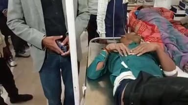 सिधौली: खैराबाद सिधौली मार्ग पर तेज रफ्तार ऑटो और बाइक में हुई जोरदार टक्कर, दो लोग हुए घायल