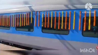 ଜୁନାଗଡ: ଜୁନାଗଡ଼ ରୋଡରୁ ହାଓ୍ବାଡା ଅଭିମୁଖେ ଯାତ୍ରା ପାଇଁ ଇସ୍ପାତ ଟ୍ରେନ୍ କୁ ପତାକା ଦେଖାଇ ଶୁଭାରମ୍ଭ କଲେ ସାଂସଦ