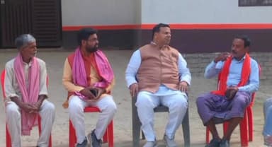 बांसडीह: CISF जवान के आकस्मिक निधन के बाद कोलकला में सपा नेता नीरज सिंह गुड्डु ने परिजनों से मिलकर शोक संवेदना व्यक्त की