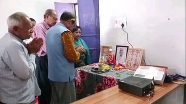 ସୋହେଲା: ସୋହେଲା ଶ୍ରୀରାମ କଲେଜ ରେ ସମଲପୁରୀ ସାହିତ୍ଯ ପରିଷଦ ତରଫରୁ " ଫି ମାସେ ଗୁଟେ ଦିନ୍ ସାହିତ୍ଯ ଭିତରେଁ ହେମା ଲୀନ୍ " କାର୍ଯ୍ୟକ୍ରମ ଅନୁଷ୍ଠିତ