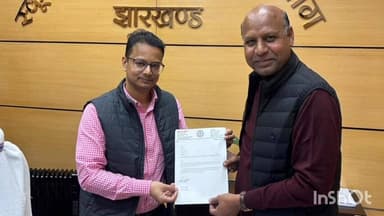 राजमहल: राजमहल विधायक शिक्षा सचिव से मिले, रमजान में मुस्लिम शिक्षकों को एक घंटे पहले छुट्टी मिले